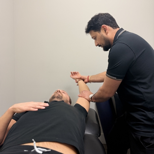 active-release-Montrose-Physiotherapy-and-Massage-Abbotsford-BC-clinic-pic