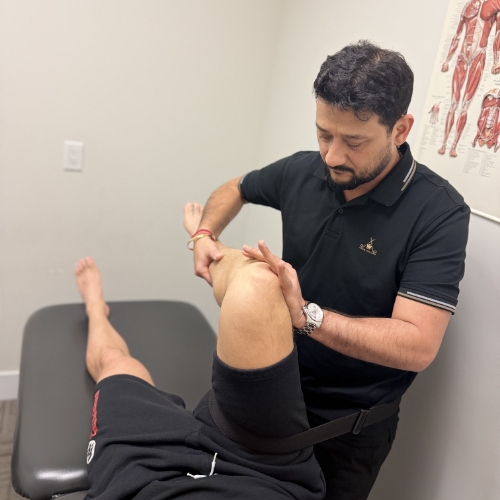 hip-and-knee-pain-relief-Montrose-Physiotherapy-and-Massage-Abbotsford-BC-clinic-pic